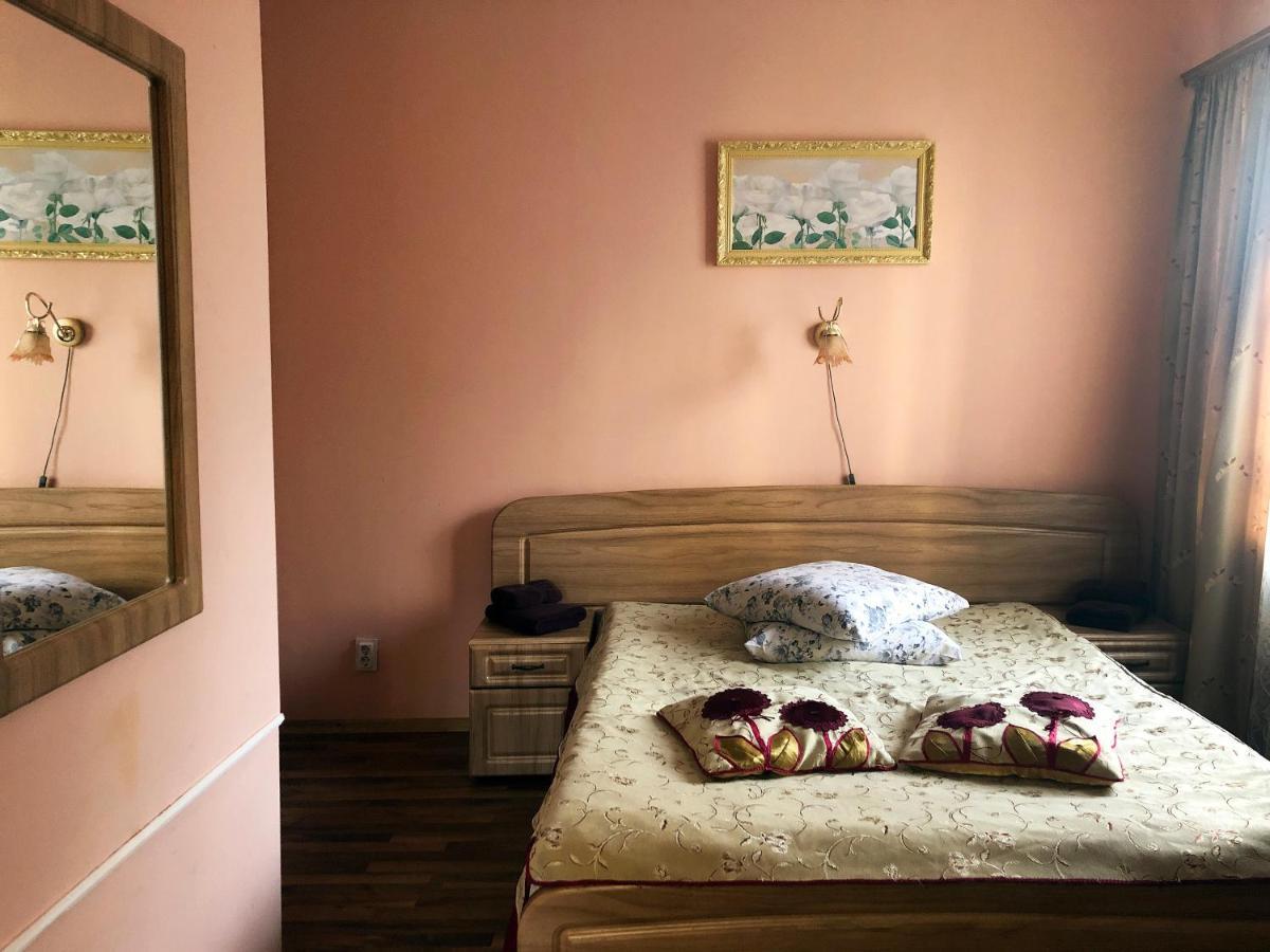 Comfort Hotel Chervonograd Extérieur photo