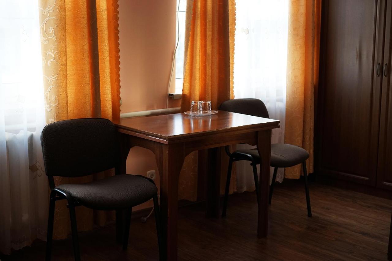 Comfort Hotel Chervonograd Extérieur photo