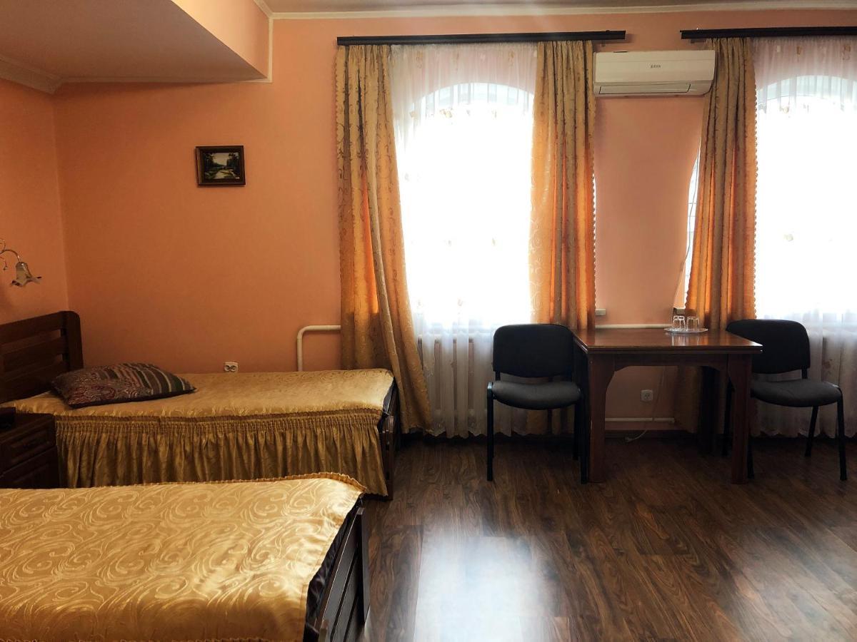 Comfort Hotel Chervonograd Extérieur photo